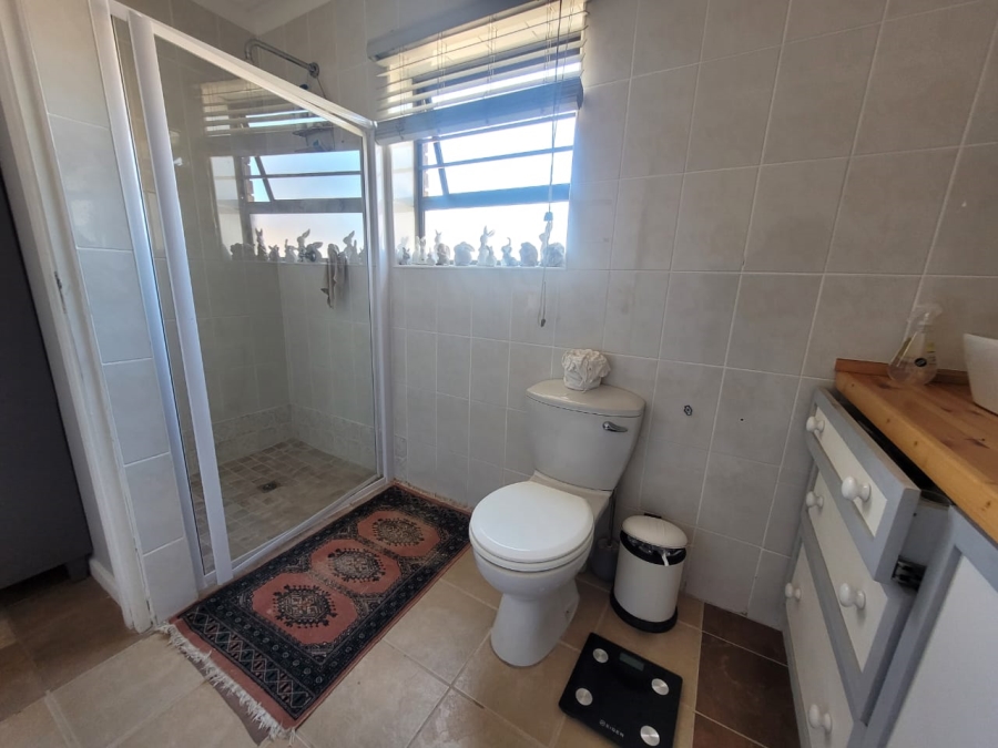 2 Bedroom Property for Sale in Wavecrest Eastern Cape